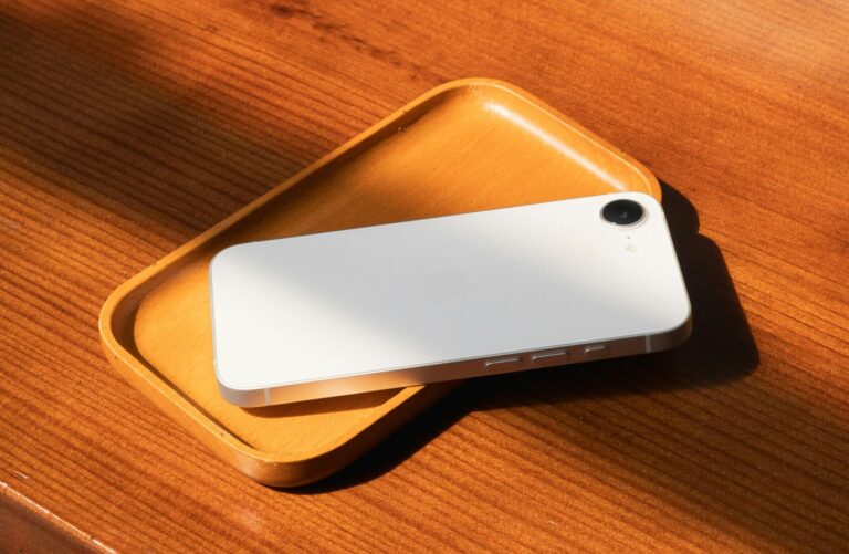 Why the iPhone 16e Might Be the Best iPhone (For Normal People)